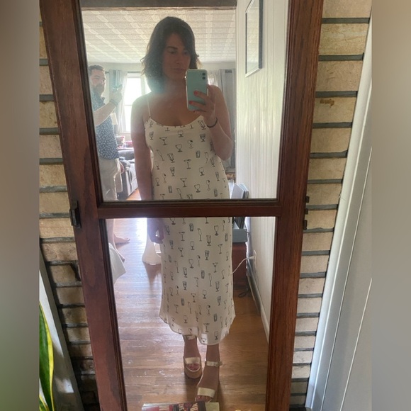 Meet your Posher, Jennifer - Picture 4 of 5